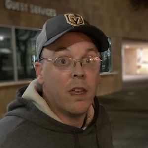 Meet your Posher, Casey